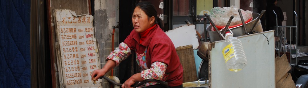 MEÐ KVEÐJU FRÁ KÍNA